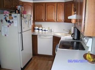 29 Pennsylvania Ave, Shillington, PA 19607