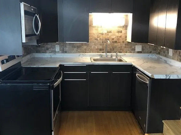 539 Lake St, Eau Claire, WI 54703