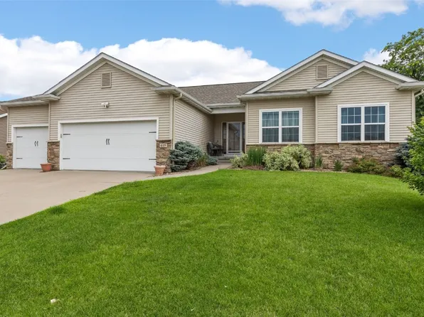 615 34th Ave, Marion, IA 52302