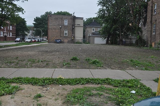 1st image of 904 N Lavergne Ave #1