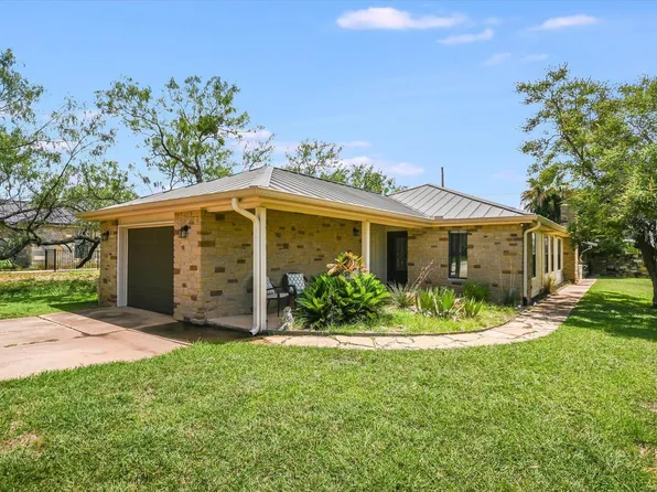 603 Sun Ray, Horseshoe Bay, TX 78657