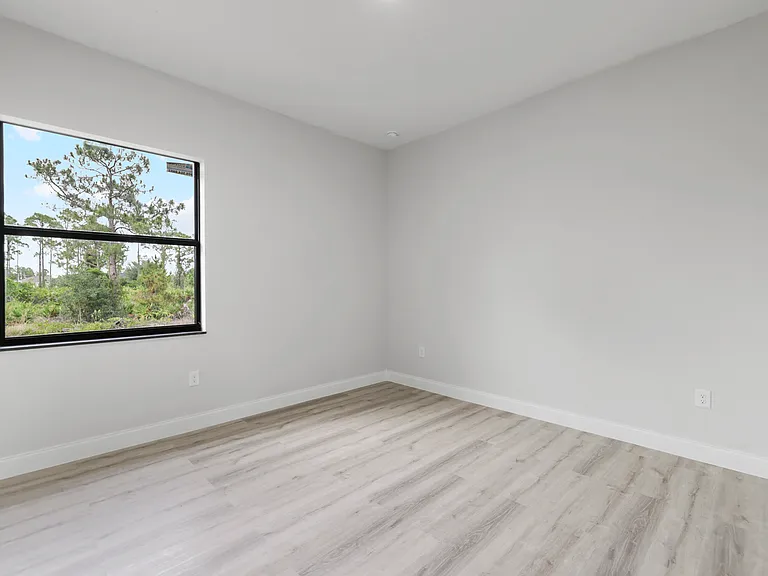 1213 County St E — Photo 19