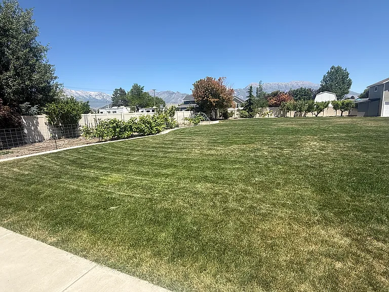 254 N Constitution Dr W — Photo 45
