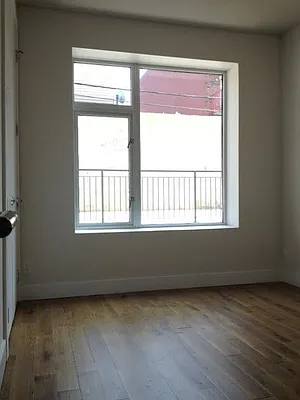 Rented by Cyberapts Management | media 36