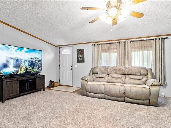 5th image of 111 Kraft Ln