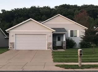 3834 Nicholas Dr, Menomonie, WI 54751