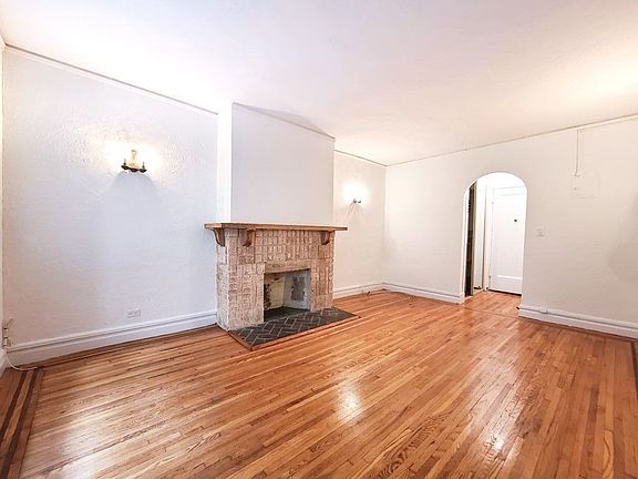 3rd image of 22 Grove St APT 4C