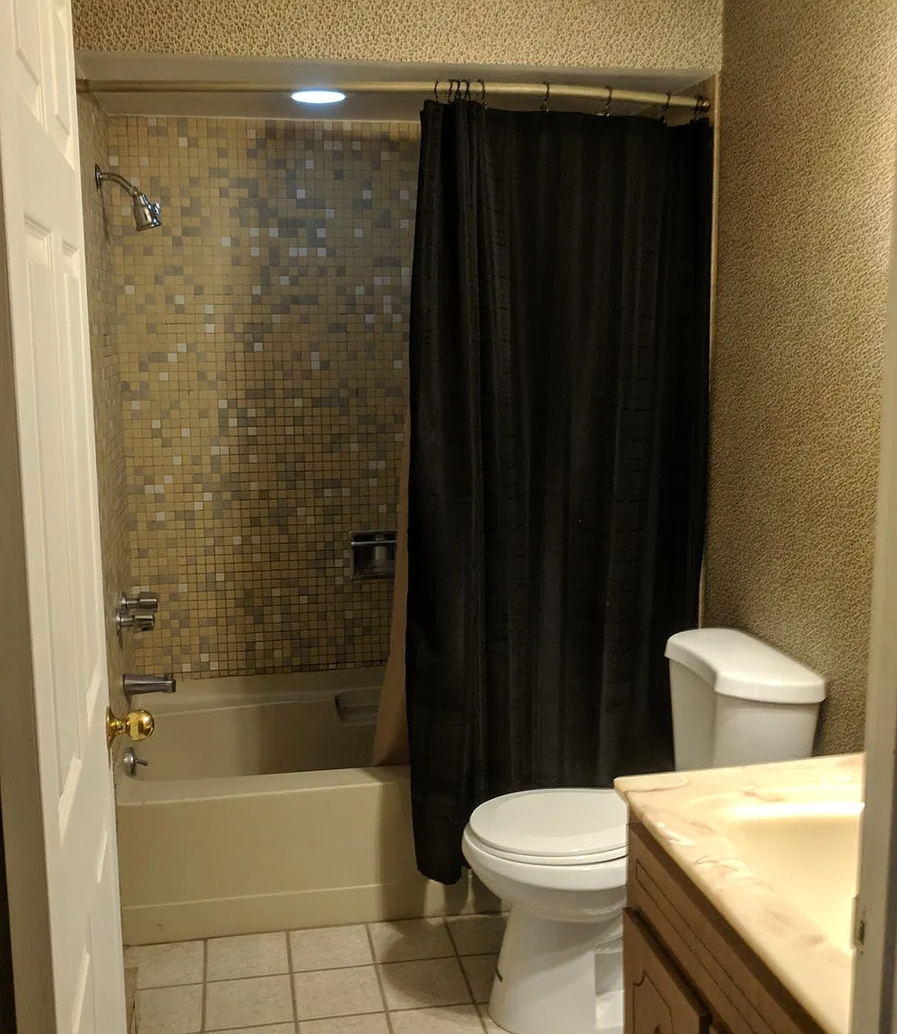 359 Connellsville Street - B — Photo 1