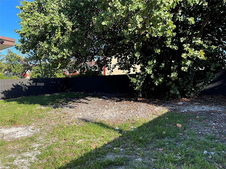 1310 Sharazad Blvd — Photo 26