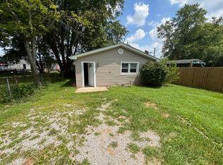 4005 Woodruff Ave, Louisville, KY 40215