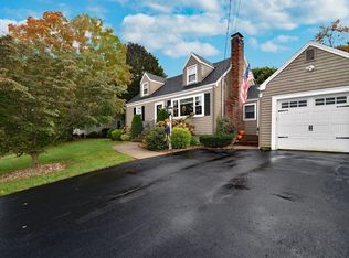 17 Birch Rd, Norwood, MA 02062