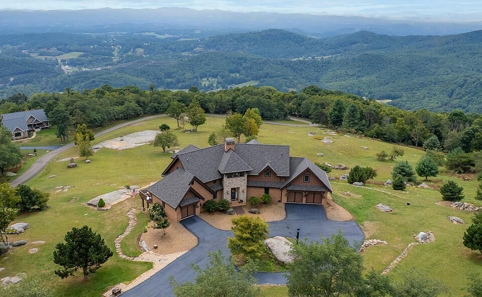 1st image of 251 Running Bear Ct
