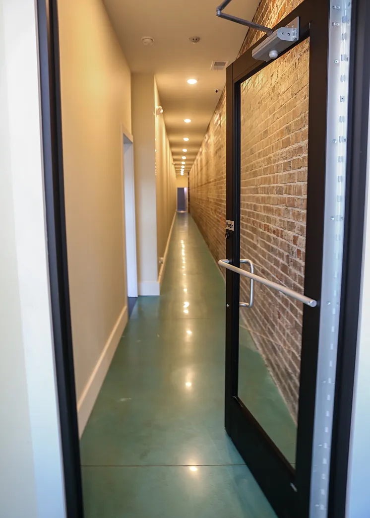 2 bed, 1350 sqft, $1,600 — Photo 2