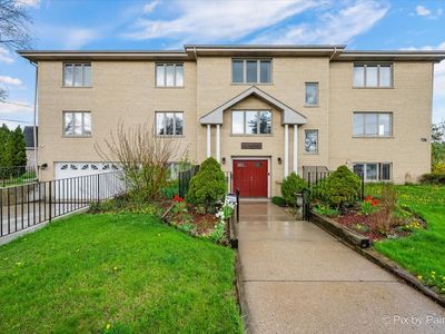 920 N Northwest Hwy, Park Ridge, IL, 60068