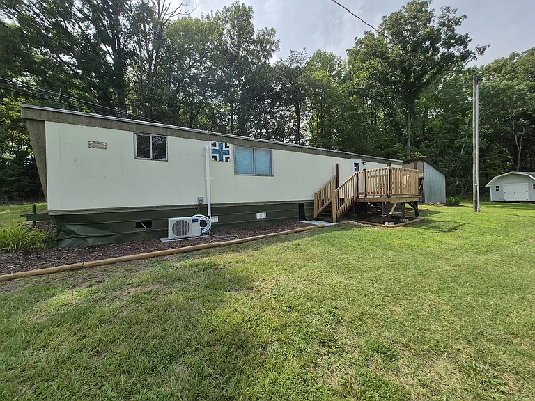 2505 State Highway 42 S — Photo 11