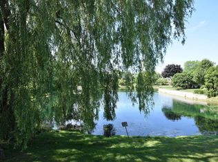 667 W Aspenwood Ct #76, Bayside, WI 53217