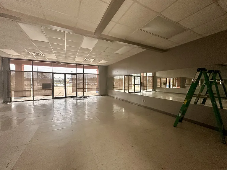 2501 McRae Rd — Photo 8