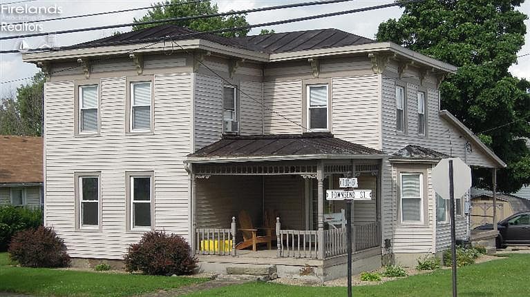 1st image of 12 Townsend St