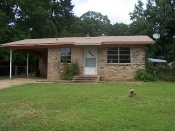 306 W Lanark St, Queen City, TX 75572
