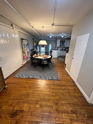 Rented by Jeffrey M Weinstein, LREB | media 14