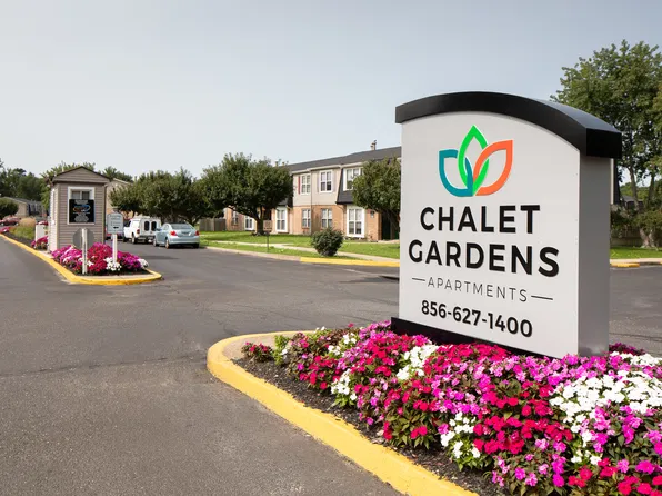Chalet Gardens