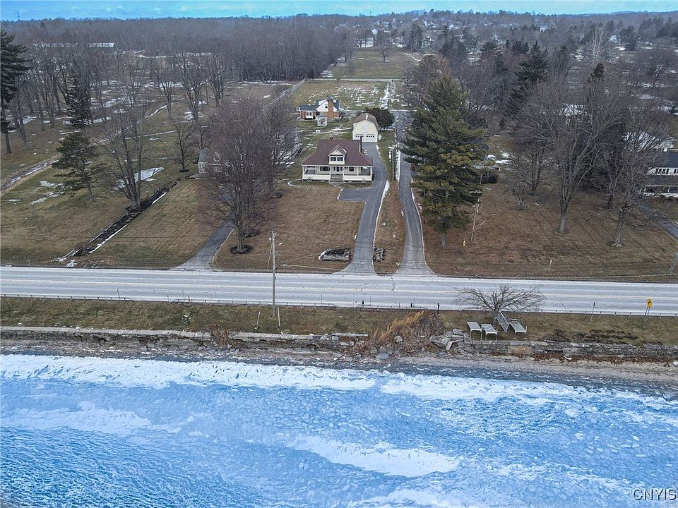 1st image of 6790 E Lake Rd