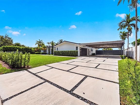 4th image of 9440 SW 136th St