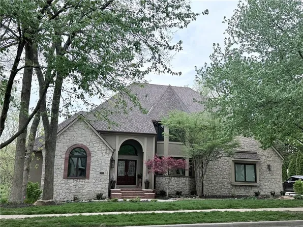 1305 NW 43rd Ter, Kansas City, MO 64116