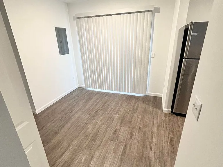 Sagamore Winds Apartments — Photo 79