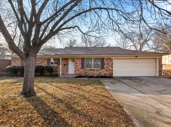 7832 Clark St, North Richland Hills, TX 76180