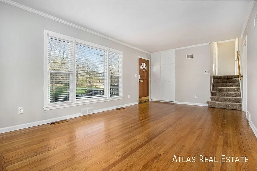 4 Weeks Free Rent If Moved In By 9/15! Prairie Village Home For Rent! Brand New Carpet Through Ou... — Photo 3