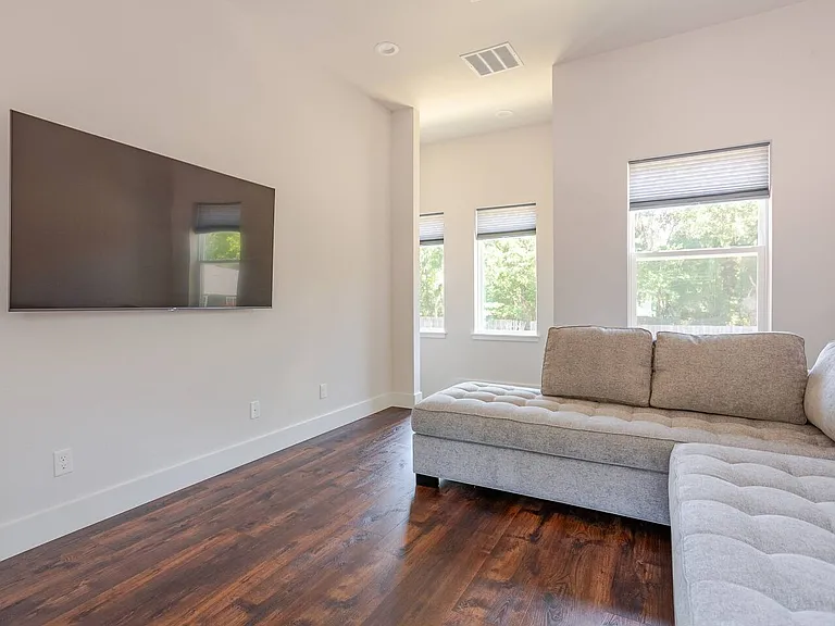 6808 SW 77th St — Photo 24