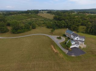 40515 Browns Ln, Waterford, VA 20197