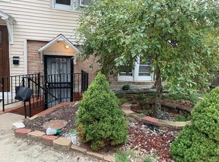 7534 S Rhodes Ave, Chicago, IL 60619