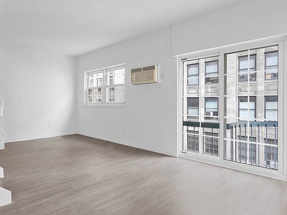 5th image of 88 Fulton St #322