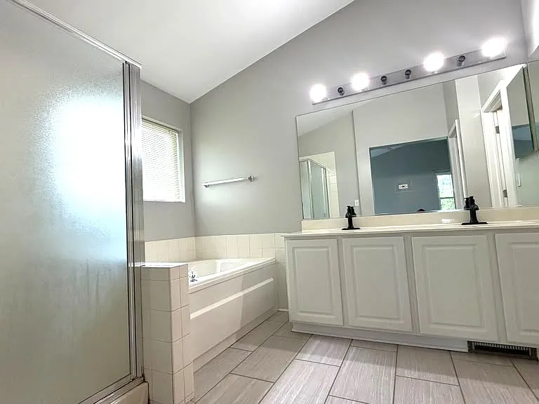 2932 Falling Waters Ln — Photo 20