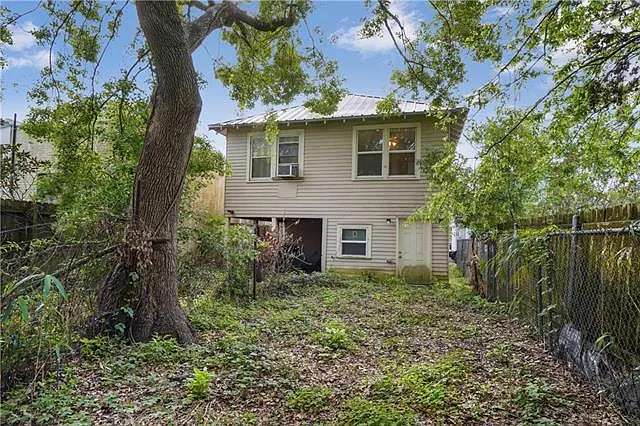 217 N Bernadotte St — Photo 17