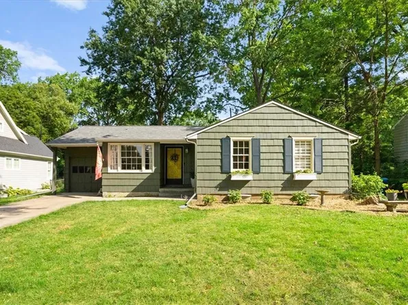 3202 W 71st Ter, Prairie Village, KS 66208