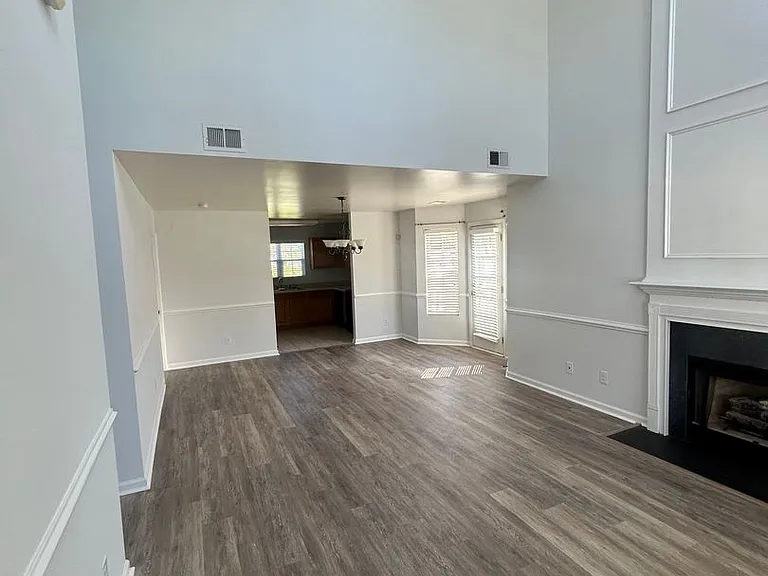 4902 Southgate Pkwy — Photo 7