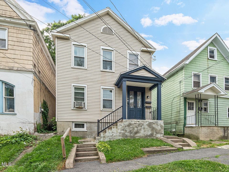 1st image of 9 Jackson Place