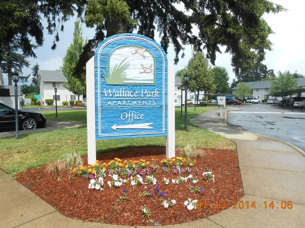 WALLACE PARK APARTMENTS (03)