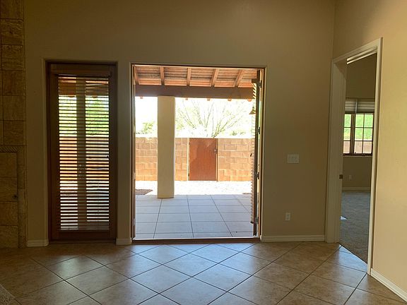 5th image of 2904 E Cannes St