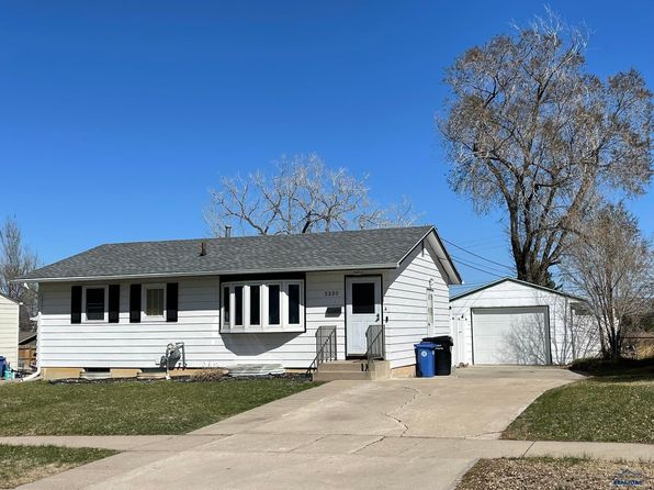 3330 Cypress St, Rapid City, SD 57701