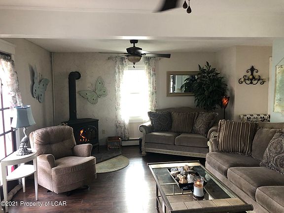 3rd image of 66 Hemlock St