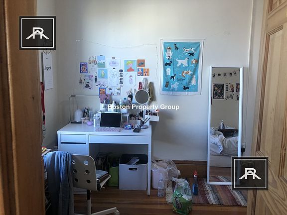 3rd image of 109 Calumet St #3