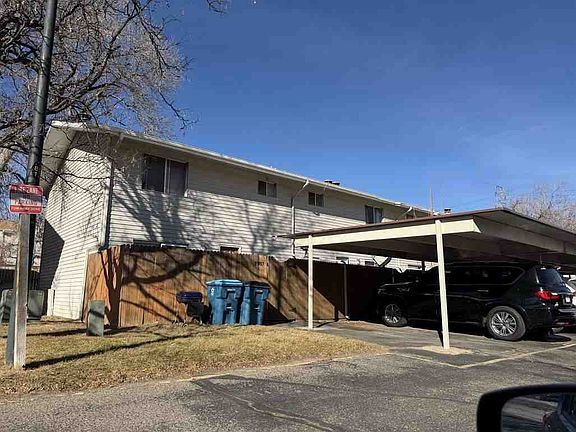 4th image of 1925 S Oakland Way