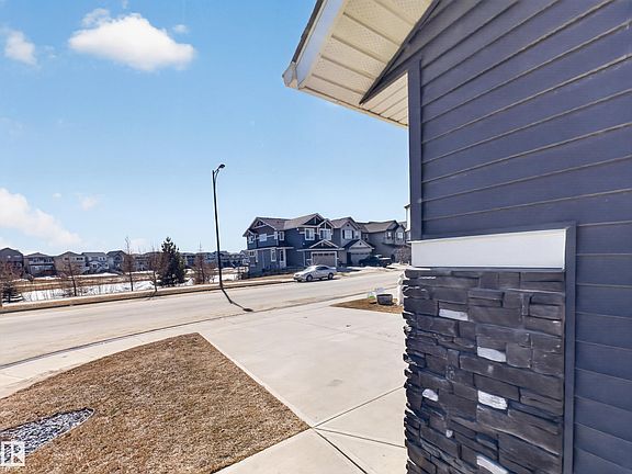 4th image of 3210 Chernowski Way SW