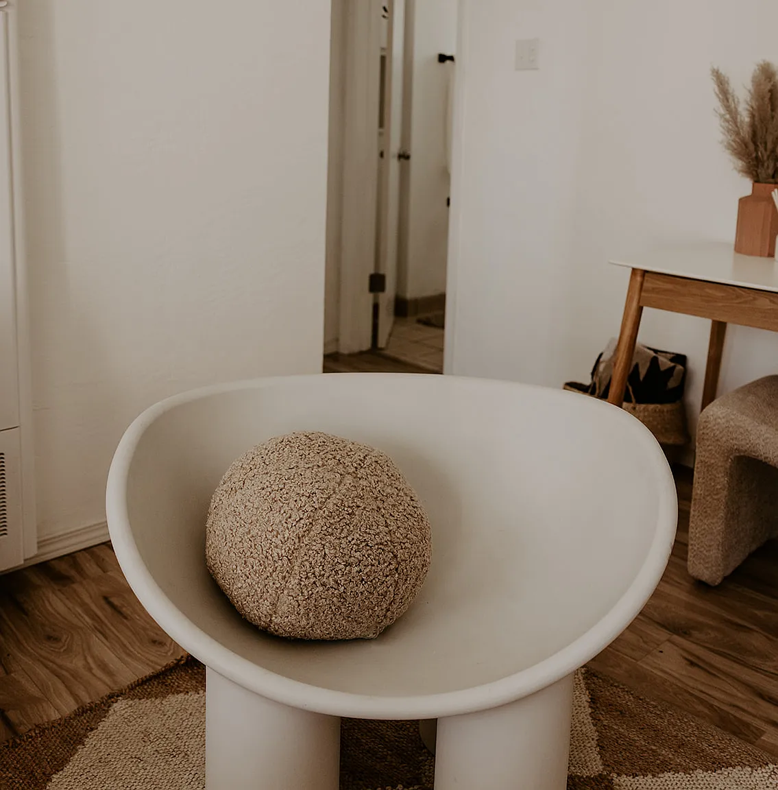 1 bed, 500 sqft, $1,700 — Photo 3