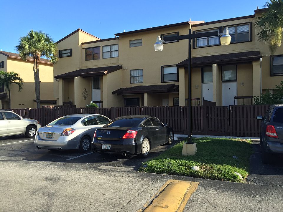 1st image of 10060 NW 9th Street Cir APT 16