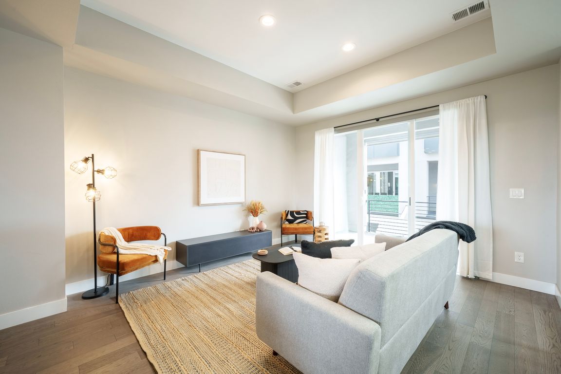 next background image